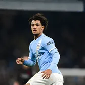 Dortmund vrea să transfere de la City  Nemții vor să-l aducă în   Bundesliga  pe unul dintre cei mai promițători jucători ai „cetățenilor”