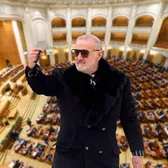 Gigi Becali, pe „mute” în Parlament  Statistica finalului de an: de ce tace   deputatul Becali,  cel mai vorbăreț om din fotbal