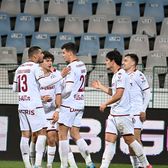 O părăsește pe Rapid  Nu a bifat   niciun minut în acest sezon  și e pe punctul de a pleca din Giulești