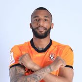 A căzut de la fereastră!  Un fotbalist rus a fost găsit   fără suflare  pe stradă » Mama lui susține că a fost ucis