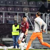 „Acest brand te obligă”    Daniel Paraschiv,  după debutul la Rapid: „Sunt conștient de responsabilitatea pe care o am”