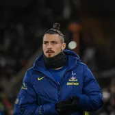 Demis înainte să plece Drăgușin?  Tottenham vrea să-l dea afară pe antrenorul Frank:   „Dispari din clubul nostru!”