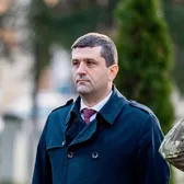 „Steaua, cea mai mare problemă”  Ministrul Apărării,   asaltat cu mesaje  pe tema promovării CSA în Liga 1 » A anunțat când va lua o decizie