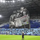 Beatles au ripostat        FOTO.  Scenografia afișată de   fanii lui Marseille  la meciul cu Liverpool s-a întors împotriva acestora