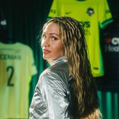 Contract istoric  Fiica legendarului Dennis Rodman a devenit   cel mai bine plătită  fotbalistă din lume » Va încasa o sumă record