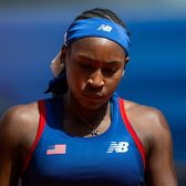 Coco Gauff, învinsă în 59 de minute!    FOTO.  Momentul în care își distruge racheta de nervi, după   umilința de la Australian Open.  Credea că n-o vede nimeni!