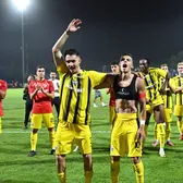 Liderii lui  Dinamo, în direct  Cătălin Cîrjan a plătit   ca să-i comenteze pe live  lui Raul Opruț: ce i-a scris căpitanul lui Dinamo