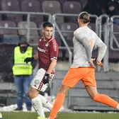 Paraschiv, plusuri și minusuri    Cristi Săpunaru  l-a analizat pe atacantul Rapidului: „Defensiv, senzațional, dar n-a avut realizări pe faza ofensivă”