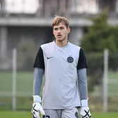 „Vreau să joc fotbal, nu țurca”  Gigi Becali a vorbit cu tatăl fotbalistului înainte de   a debuta la FCSB:  „Nu vreau să-l nenorocesc, dar nu mai suport”