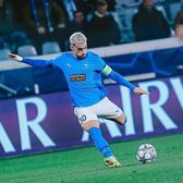 Dragomir, sezonul carierei  Ce a realizat mijlocașul într-o jumătate de an neașteptat de bună.   UEFA l-a nominalizat la golul zilei în Ligă!  Unde se poate vota