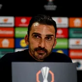 „Nu-mi place că dăm vina pe un jucător”  Charalambous a expus   cauzele căderii de formă a lui Ngezana:  „Nu s-a odihnit, nu a avut vacanță”