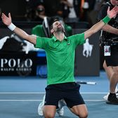 Uluit de Djokovic    Cristian Tudor Popescu,  după calificarea sârbului în finala Australian Open: „Biruința spiritului asupra cărnii și timpului”
