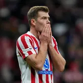 Sorloth, dus la spital!    FOTO:  Atacantul lui Atletico Madrid,   ciocnire violentă  cu Matias Moreno » Care e starea jucătorilor