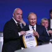 Ucraina reacționează cu furie  Ce au spus miniștrii Sportului și de Externe de la Kiev după ce șeful FIFA a vorbit de   revenirea Rusiei: „Degenerați”
