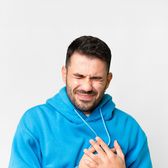 Mitul bărbatului „invincibil”  Dr. Diana Anefi (Matei) – cardiolog: „40 de ani a devenit deja o vârstă medie în România pentru   infarct”.  Motive + soluții