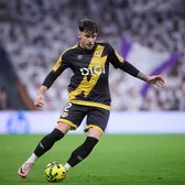 Rațiu și colegii s-au săturat  Jucătorii și antrenorii lui Rayo s-au răzvrătit împotriva conducerii.   N-au apă caldă la dușuri!  » La Liga a reacționat