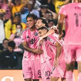 Messi, GOLAZO în fața a 55.000 de fani!    VIDEO:  Argentinianul a ridicat tribunele în picioare cu acțiunea reușită în   Barcelona SC - Inter Miami