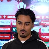 „Nu trebuia s-o fac, dar nu regret!”    VIDEO+FOTO.    Baiaram,  după ce s-a scuipat cu un fan dinamovist:   „Sunt român!  Nu înțeleg răutatea”