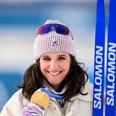 A jefuit-o, apoi a învins-o la Jocurile Olimpice    Situație bizară  la Milano-Cortina: o sportivă condamnată pentru furt   a câștigat aurul în fața victimei!