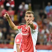 „Vreau FCSB în play-off!”   Dinamovistul Stoinov abia așteaptă meciurile cu rivala + Moment amuzant:   ce nume a rostit  când a fost întrebat de secretul apărării