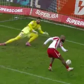 Intervențiile sezonului în Liga 1!    Giannis Anestis  a scos trei posibile goluri într-o singură fază, în meciul UTA - Botoșani