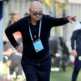 Critică arbitrajul  Leo Grozavu, discurs dur după înfrângerea cu UTA:   „Jocurile sunt făcute”