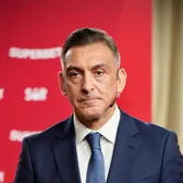 „Cu pistolul și cuțitul la gât”   Momentul în care Ilie Dumitrescu   a fost atacat  de o grupare interlopă + Cine l-a salvat