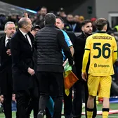 Allegri și Fabregas, scandal după meci     FOTO.  Conflict aprins în Serie A: „E cum a spus Chivu”. Replica a venit rapid:   „Un idiot! Voi intra prin alunecare”