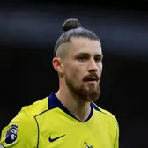 Drăgușin, analizat înainte de derby  Noul antrenor al lui Tottenham a vorbit despre român:   „Nu mai e la fel de tânăr”