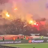 Incendiu pe „Marakana”    VIDEO+FOTO  Derby-ul Steaua Roșie - Partizan a fost întrerupt după ce   peluza sud a luat foc
