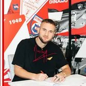 Pușcaș, prezentat oficial    VIDEO.  Ce număr va purta atacantul la   Dinamo