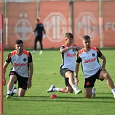 Veste bună pentru FCSB  Doi jucători sunt așteptați să revină   în lotul  campioanei pentru meciul cu UTA