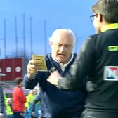 Mandorlini și-a făcut dreptate singur    VIDEO.   Fostul antrenor de la CFR Cluj   a scos cartonașul  și i l-a dat arbitrului » Ce decizie a luat „centralul”