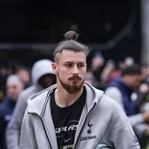 Dezastru fără Drăgușin    De ce a lipsit   de la meciul cu Crystal Palace. Un alt eșec suferit de Tottenham » E la un punct de retrogradare!