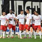 „Nu ne dorim un tătuc ca Becali”   Dinamoviștii nu vor   o conducere  precum a rivalelor din Liga 1: „Așa a fost gândit proiectul”