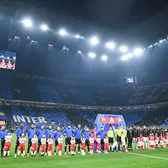 Record la meciul lui Chivu  Derby-ul dintre   AC Milan și Inter  este pe cale să genereze o sumă fabuloasă!