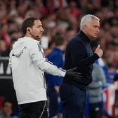 Mourinho, eliminat din nou   Tehnicianul portughez, în   conflict cu oficialii  lui Porto, după ce a fost numit „trădător”: „Un atac la adresa profesionalismului meu”
