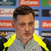  „Nu-mi place să rămân așa”    VIDEO.   Mirel Rădoi, noi detalii despre   plecarea    de la U Craiova: „Sunteți băieți deștepți”