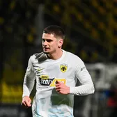 „Piciorul meu drept rupe”    Răzvan Marin, expert în faze fixe  la AEK. Va folosi Lucescu atuul său contra Turciei?