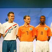 Prins cu teancuri de bani  Condamnat la închisoare pentru   spălare de bani!  A jucat în Giulești de două ori