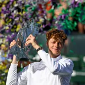 Campioni în premieră la Indian Wells    VIDEO.  Jannik Sinner și Aryna Sabalenka au cucerit pentru   prima dată în carieră  trofeul la turneul din California