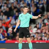 Soto Grado, varianta Matrix    FOTO.  „Centralul” spaniol,   plin de cabluri și dispozitive  la Rayo Vallecano-Levante. Inovația La Liga, explicată