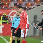 Matteo Duțu și-a aflat pedeapsa   Cât va lipsi fundașul lui Dinamo, după ce   a văzut „roșu” direct  în meciul cu Rapid