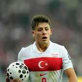 Secretele lui Arda Guler    FOTO-VIDEO.  De ce este starul Turciei într-o formă atât de bună. Și   de ce poate marca de la 70 de metri!