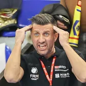 Buricea se apără  Selecționerul României, după ce a fost acuzat că nu știe regulamentul:   „Exprimarea mea a fost greșită”