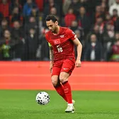 Reverența lui Calhanoglu  Cuvinte uriașe ale   căpitanului Turciei  despre Lucescu: „El a construit această națională” + Ce i-a scris Chivu imediat după meci