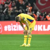 Vrea să se retragă de la națională  Decizie drastică luată în calcul de   titularul României,  după încă o calificare ratată