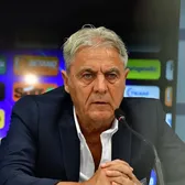 „N-ai voie să faci asta”  Sorin Cârțu avea alte așteptări de la   naționala României  » A analizat faza golului: „Verdictul e clar”