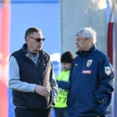 „Jucătorii erau șocați”  Un oficial FRF oferă noi detalii despre momentul în care lui Lucescu i s-a făcut rău:   „Au fost 3-4 încercări de resuscitare”