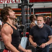 Din tată-n fiu  Băiatul lui Arnold Schwarzenegger a devenit   campion la culturism